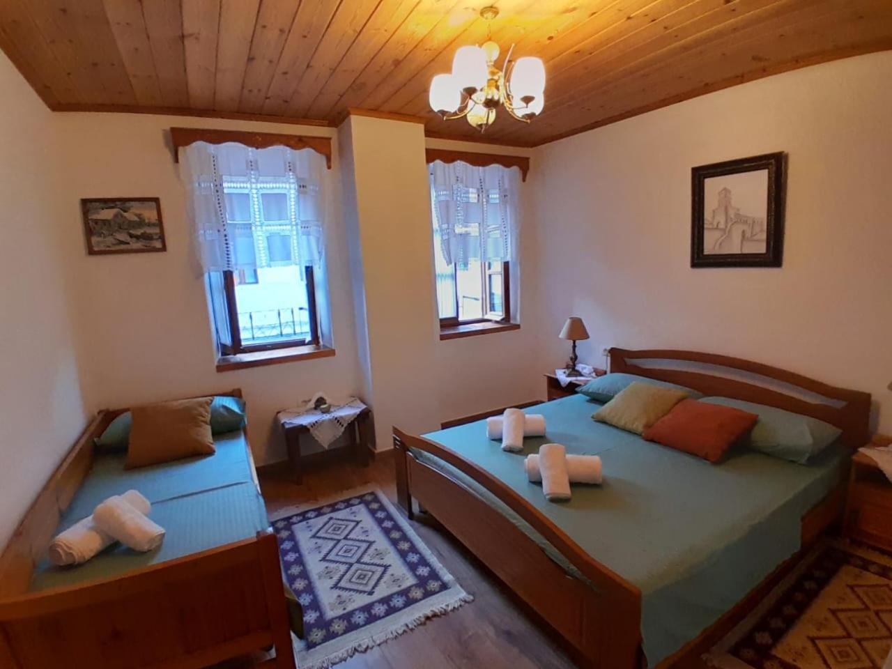 Santa Room-Old Bazaar Center-Gjirokastër Eksteriør bilde